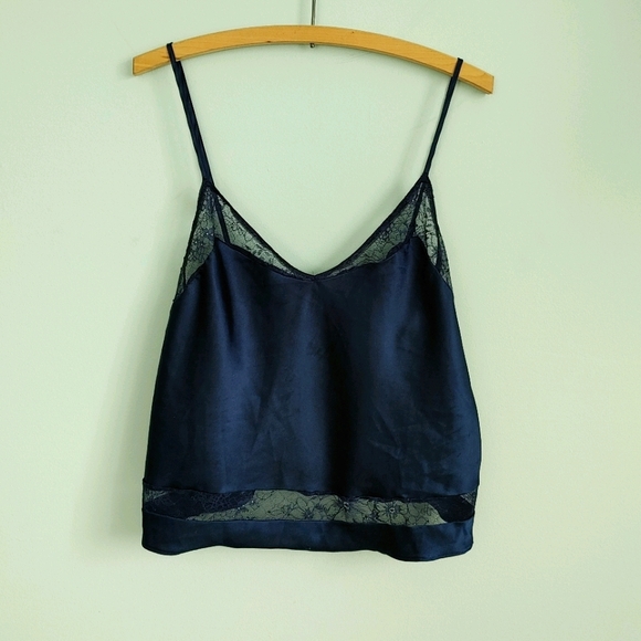 Victoria's Secret Tops - 🔥3/$25 | Victoria's Secret | cropped cami